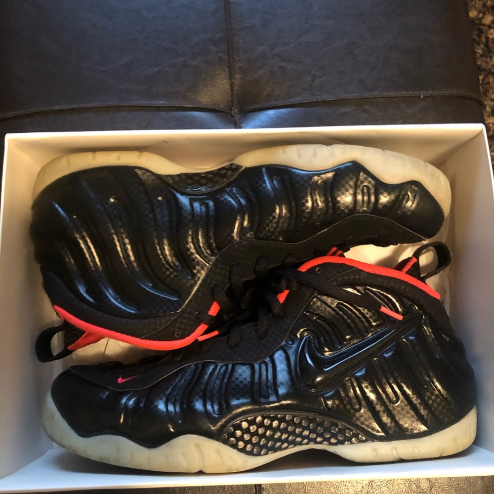 Nike Foam Posits Mens Size 12’s